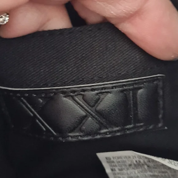 VINTAGE GOLD BAG - Picture 12 of 17